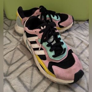 Women’s ADIDAS Originals TRESC RUN BOOST sneakers size 7.5